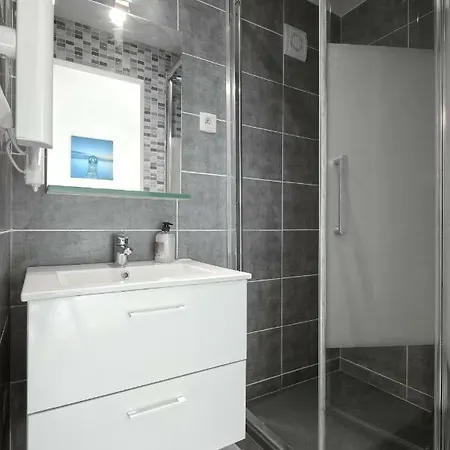 아파트 Le Franche Comte Centre Rive Droite *