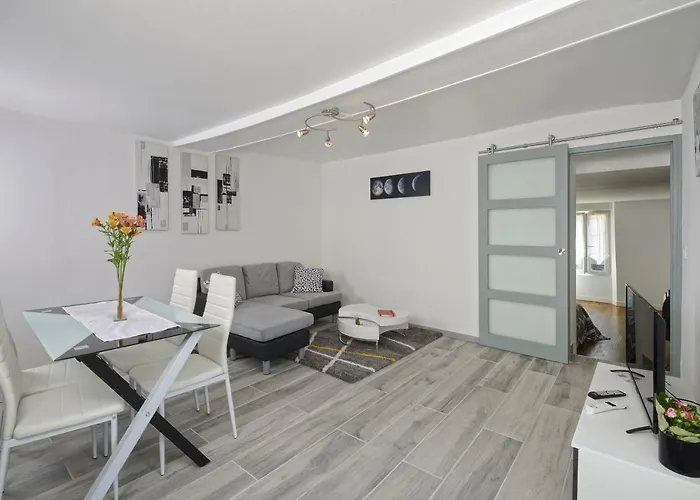 Apartmán Le Franche Comte Centre Rive Droite *