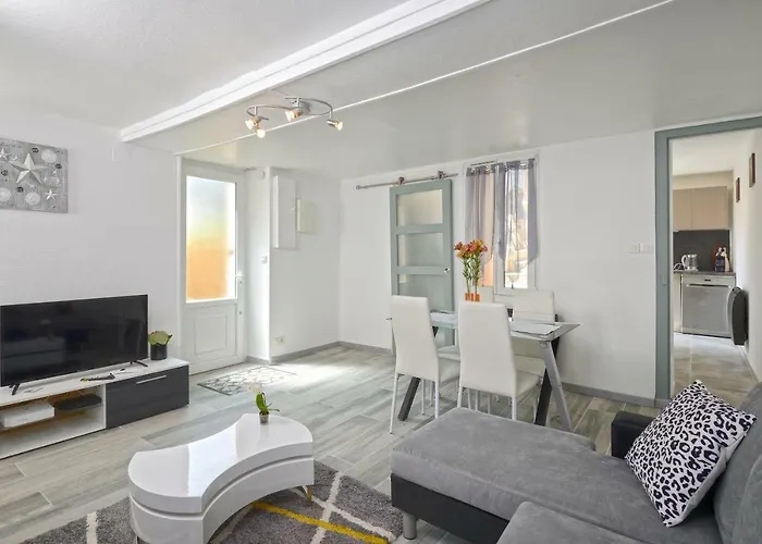 Apartmán Le Franche Comte Centre Rive Droite *